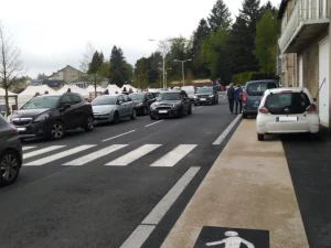 12 respecter les trottoirs au Chambon-sur-Lignon, pourquoi faire ?